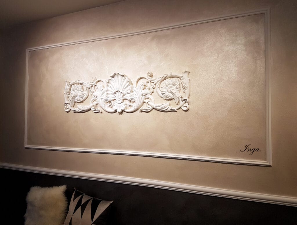 Boiserie e fregi in gesso